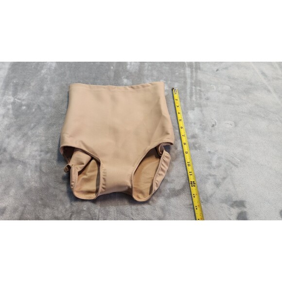 Skims Clay Beige Small Body CS Butt Lifting Briefs PN-BRF-8527W NWT - Picture 4 of 5